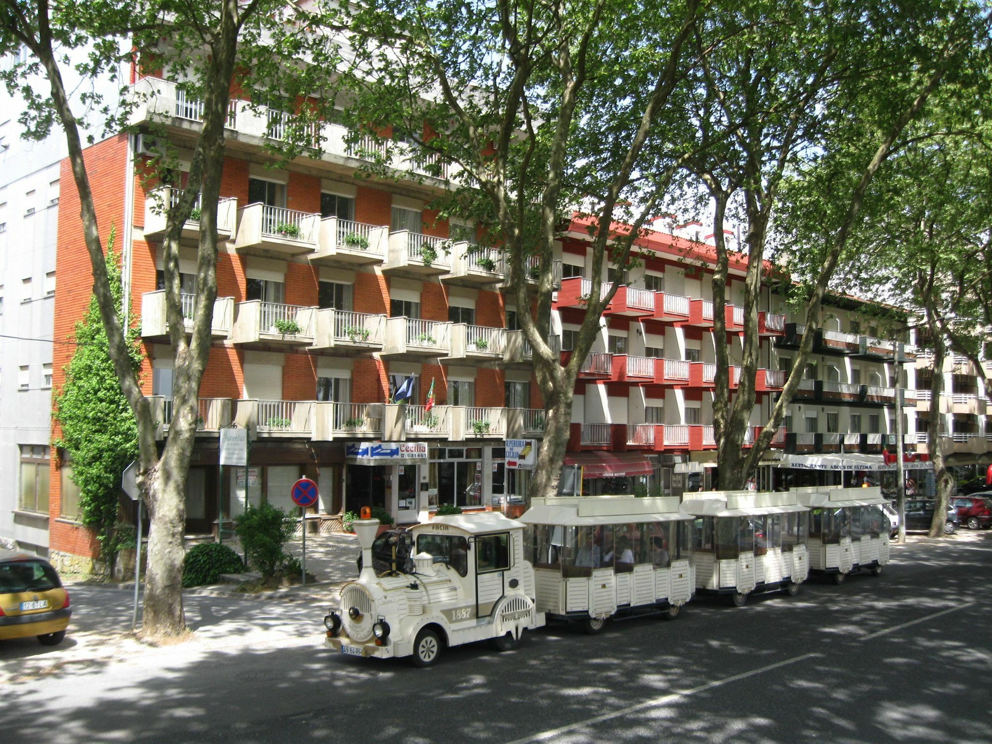 Albergue Pereira Guesthouse Fatima Exterior photo